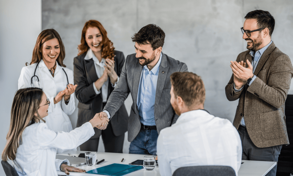 Outsourcing Talent: Solving the Global Hiring Crunch 1 SOCMED POST OPTION 3 2 7